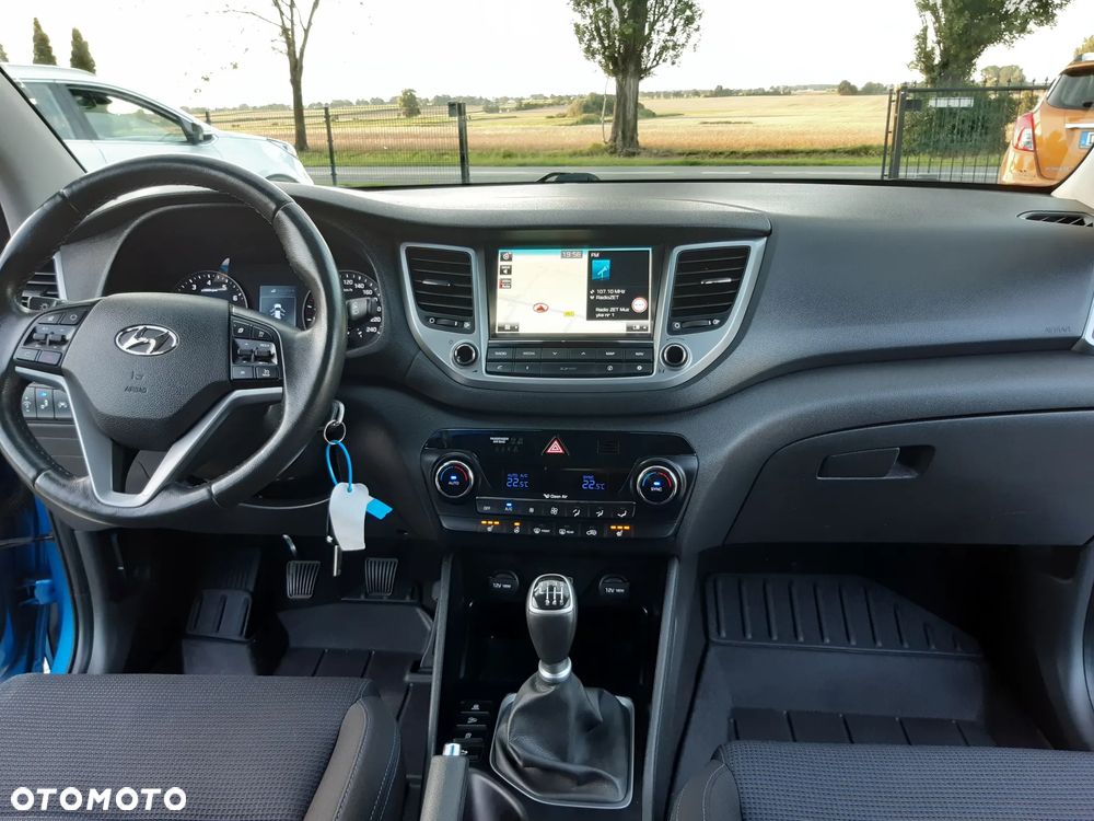 Hyundai Tucson blue 1.6 GDi 2WD Navi - 18