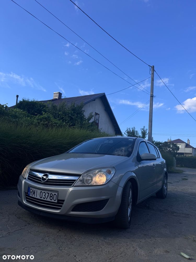 Opel Astra 1.3 CDTI Cosmo - 2