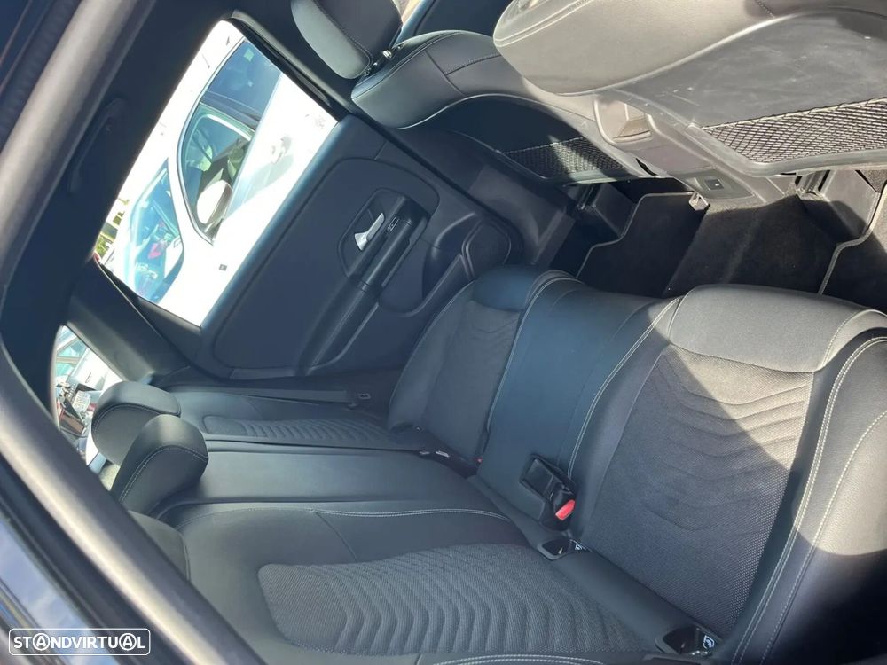 Mercedes-Benz B 180 - 30