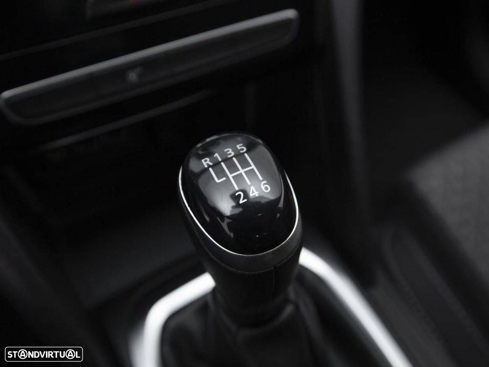 Renault Mégane Sport Tourer 1.5 Blue dCi Limited — fotografia 15