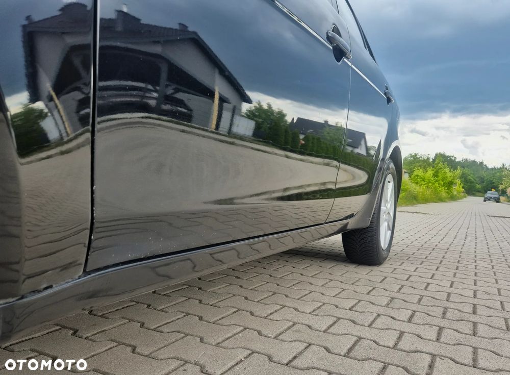 Mitsubishi Lancer 1.8 Intense - 32