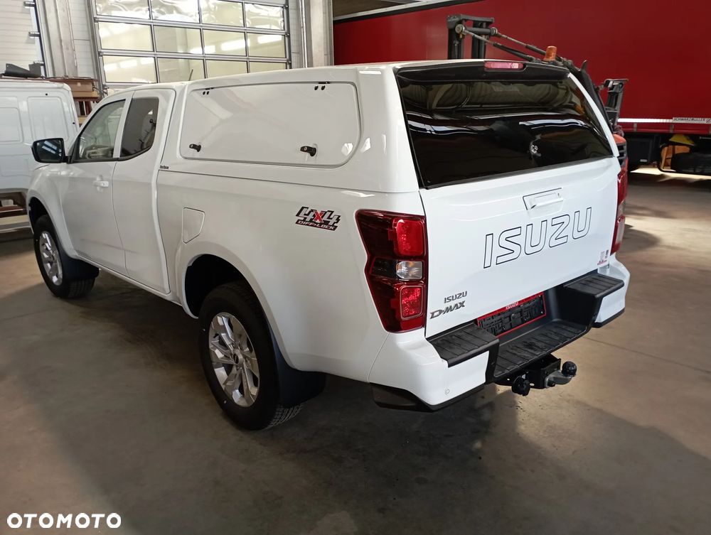 Isuzu D-Max 2.2 EC LS 4WD - 37