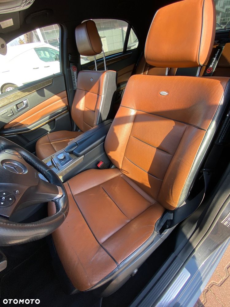 Mercedes-Benz Klasa E 350 CDI DPF 4Matic BlueEFFICIENCY 7G-TRONIC Elegance - 7