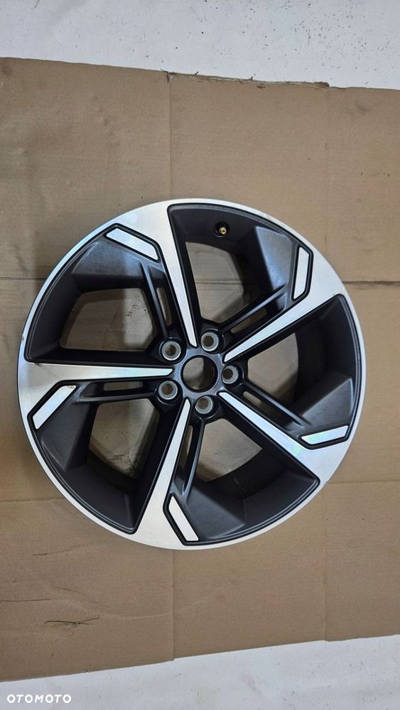 FELGA ALUMINIOWA JAGUAR 19 8J ET40 5x108 M9C3-1007-BA - 1