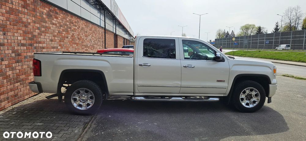 GMC Sierra - 19
