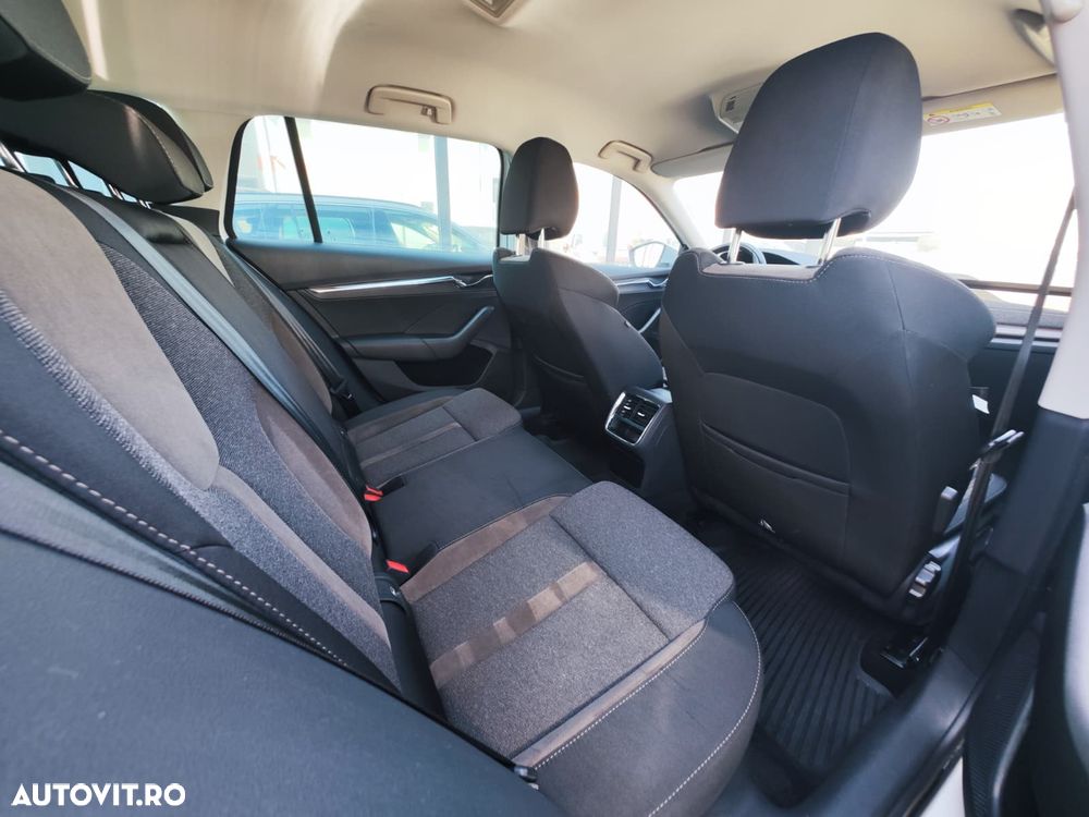 Skoda Octavia 2.0 TDI DSG 4X4 Scout - 6