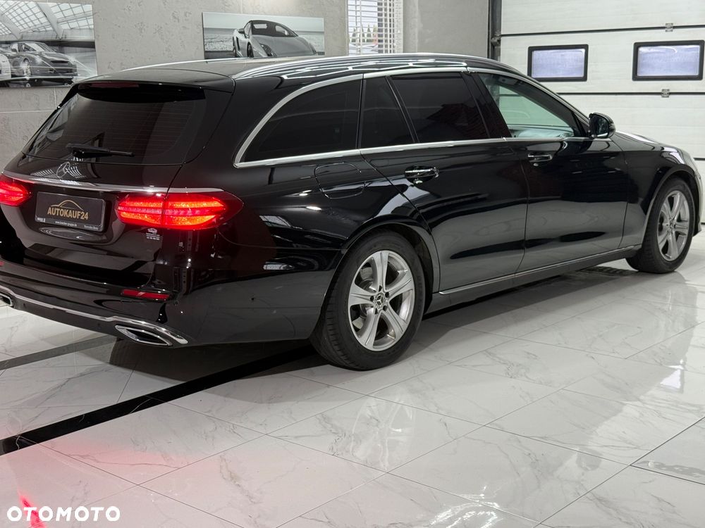 Mercedes-Benz Klasa E 220 d 9G-TRONIC - 9