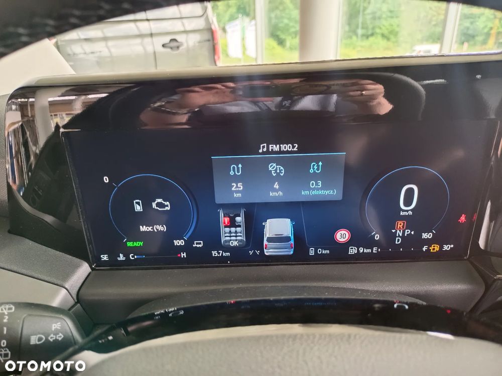 Ford Tourneo Custom 2.5 PHEV CVT 340 L2 Titanium - 25