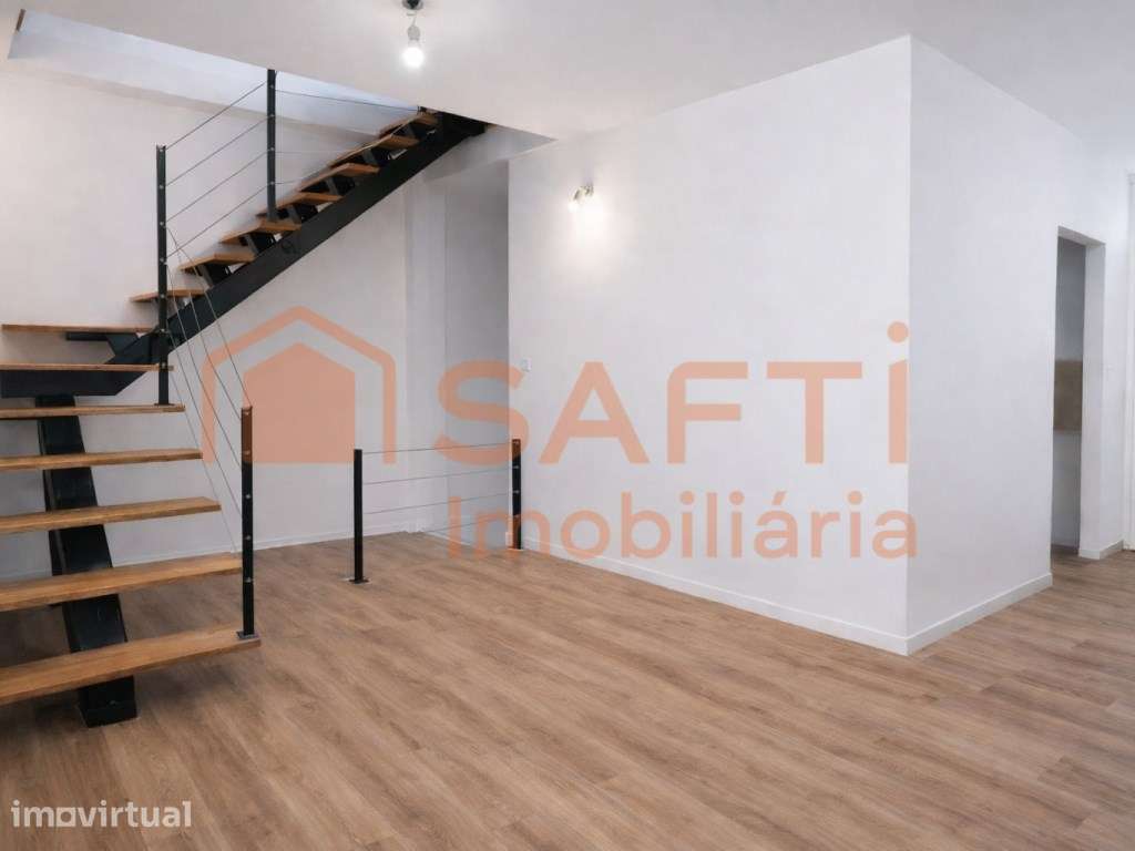 Moradia T3 Renovada no centro de Santarém - Grande imagem: 4/10