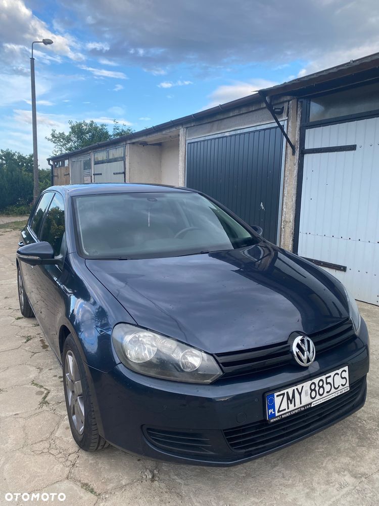 Volkswagen Golf - 2