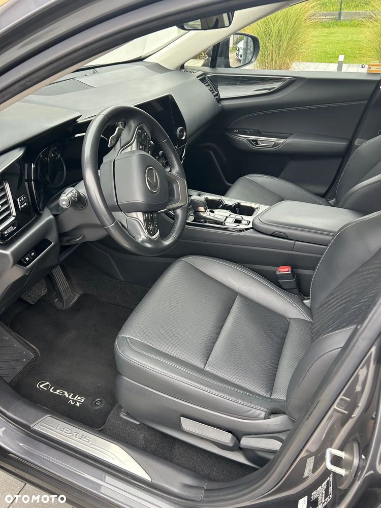 Lexus NX 350h Business AWD - 9