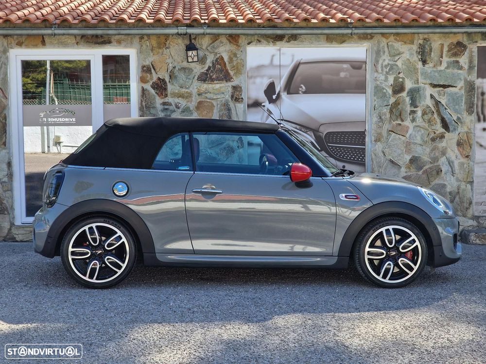 MINI Cabrio John Cooper Works Auto Desportiva - 11