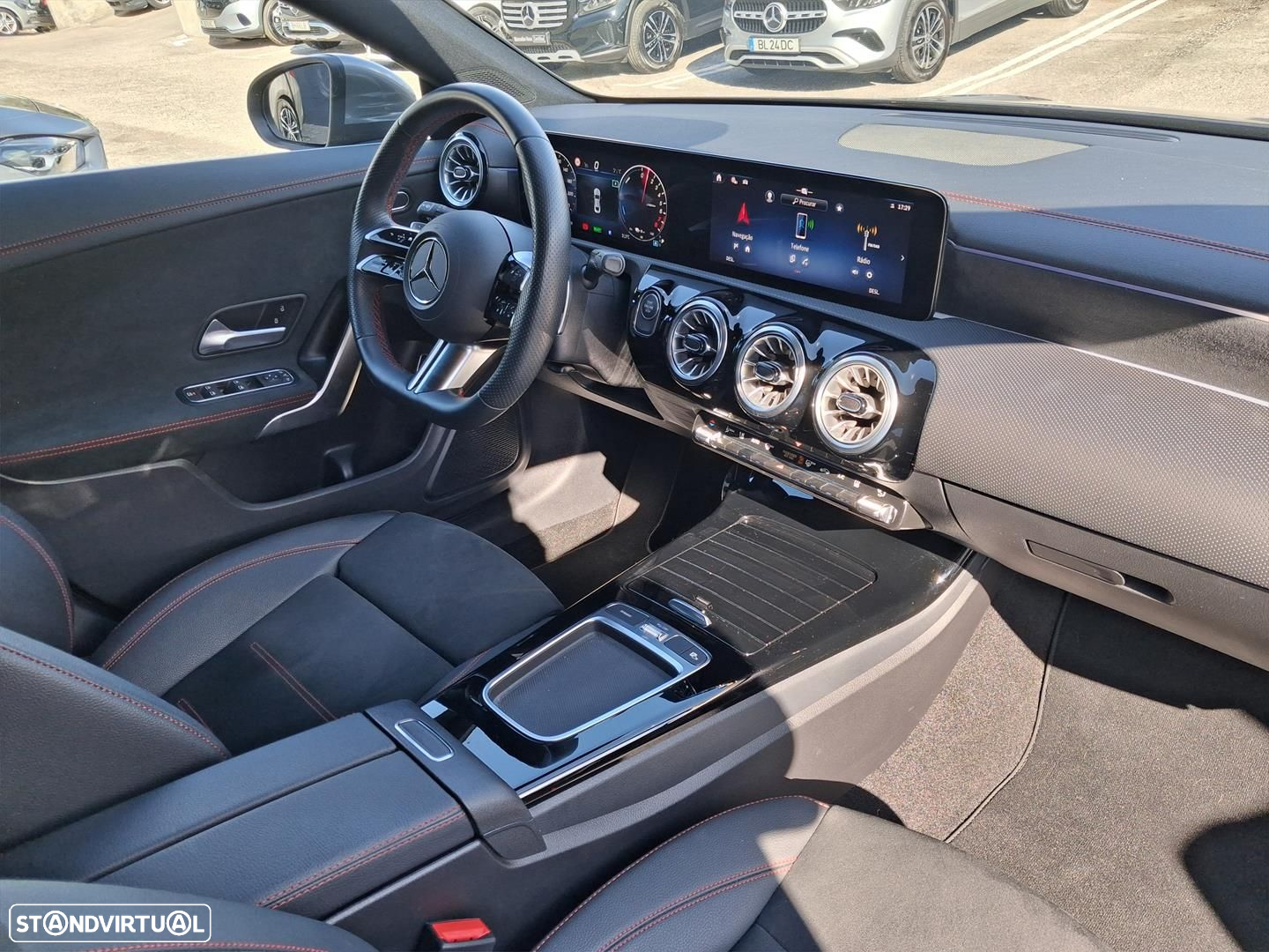Mercedes-Benz CLA 250 e AMG Line - 14