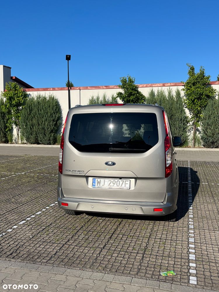 Ford Tourneo Connect 1.5 TDCi Titanium - 4