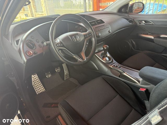 Honda Civic 1.8 TypeS - 9