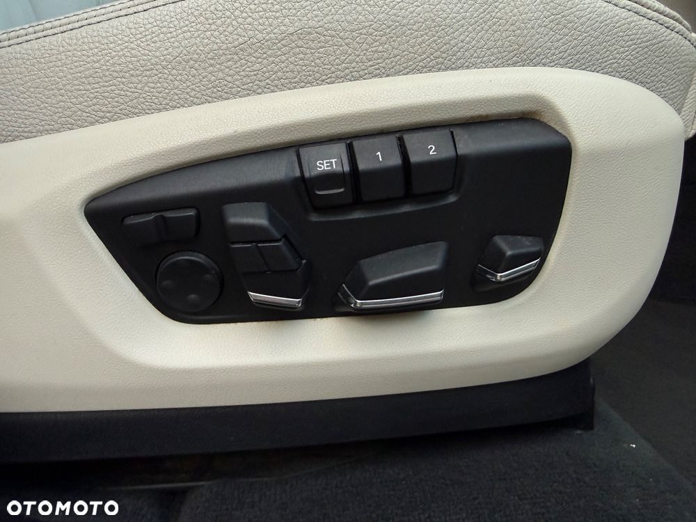 BMW X5 xDrive30d Sport-Aut - 16