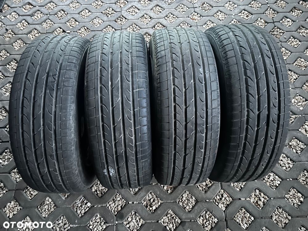 235/60/18 235/60R18 103W Bridgestone DUELER H/P - 2