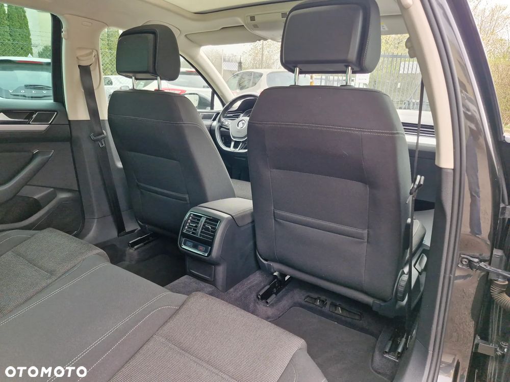 Volkswagen Passat 2.0 TDI BMT Highline DSG7 - 19
