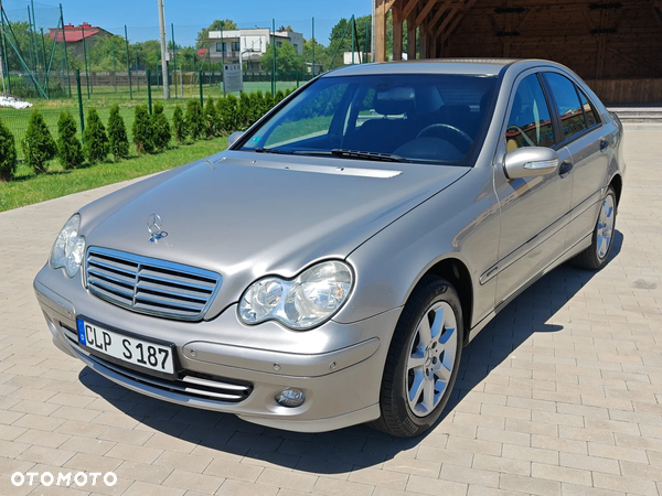 Mercedes-Benz Klasa C 180 Kompressor Automatik Classic