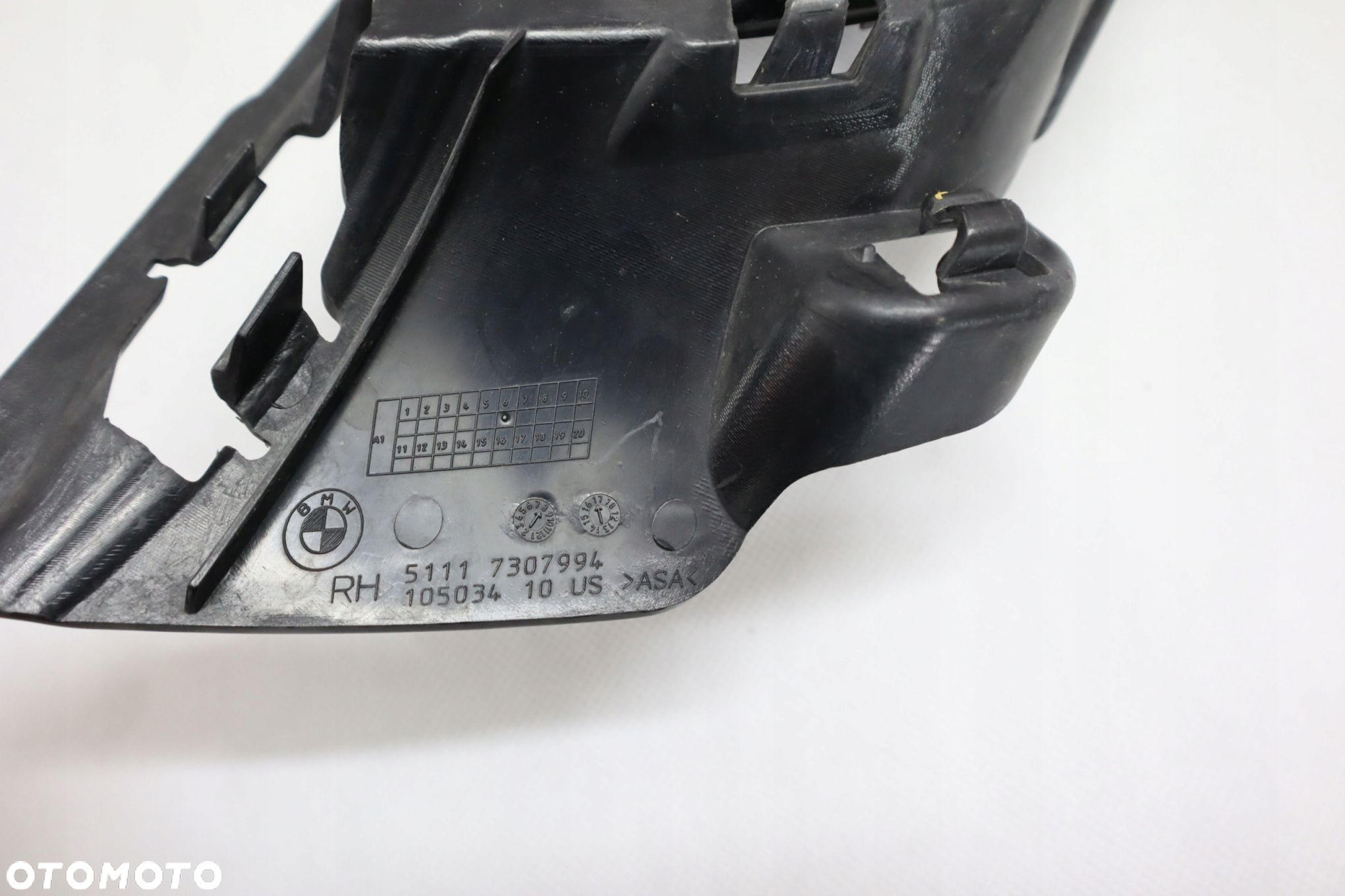 KRATKA ZDERZAKA BOCZNA PRAWA BMW X5 F15 51117307994 ORYGINAŁ - 5