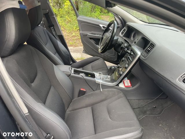 Volvo V60 D3 Geartronic RDesign - 5