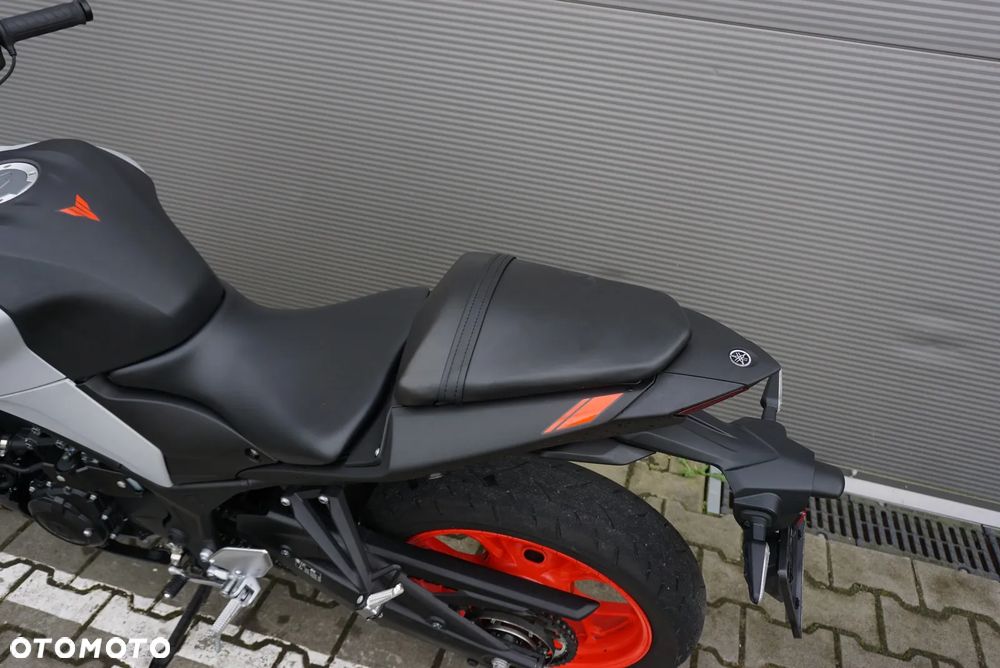 Yamaha MT - 15