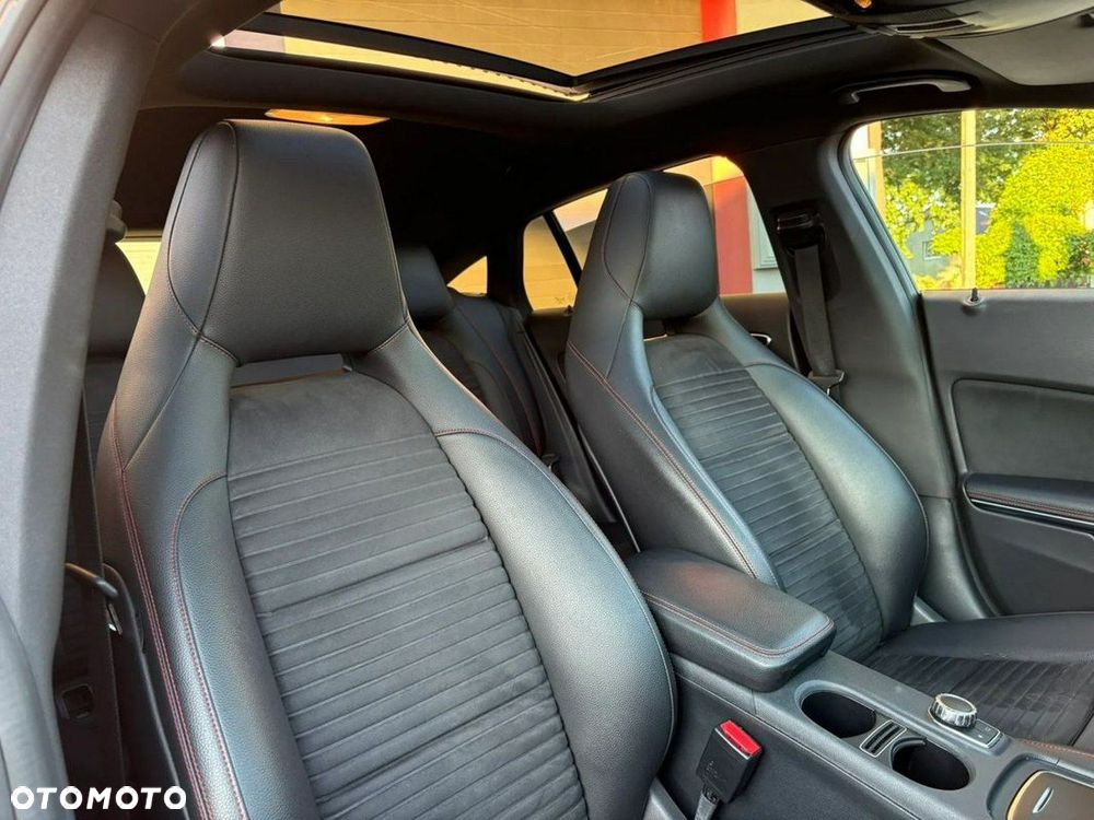 Mercedes-Benz CLA 200 7G-DCT AMG Line - 21