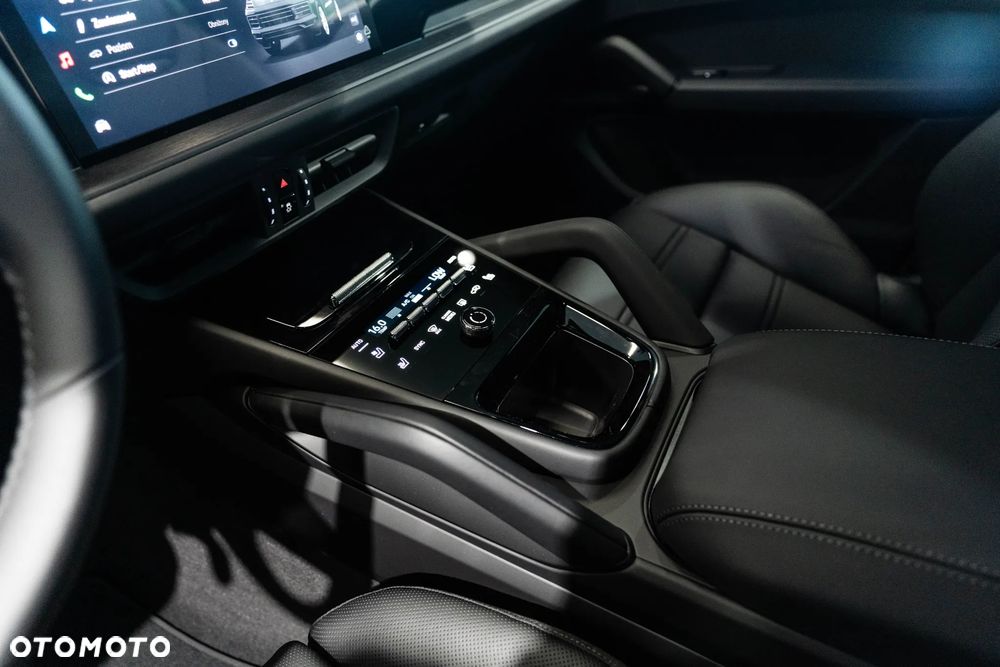 Porsche Cayenne Black Edition - 25