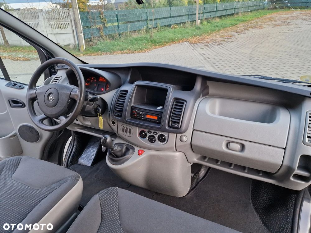 Opel VIVARO - 8