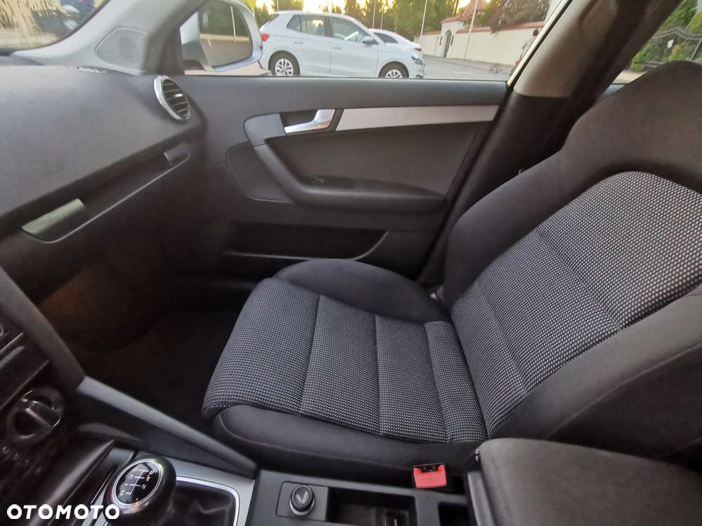 Audi A3 Sportback 2.0 TDI Ambition - 24