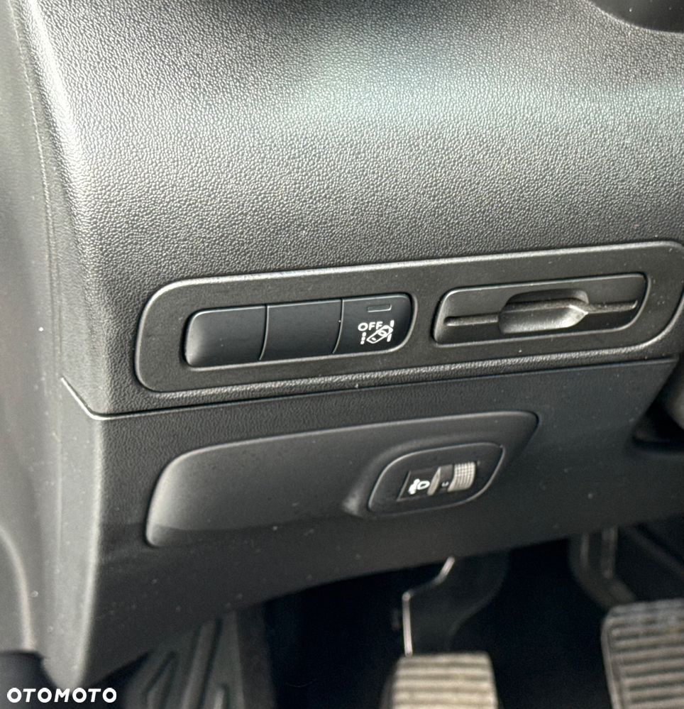 Citroën C3 Aircross 1.6 BlueHDi Shine S&S - 17