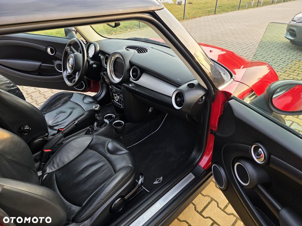 MINI Cooper D Bayswater - 15