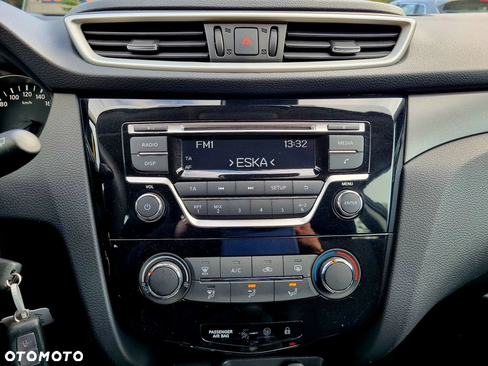 Nissan Qashqai 1.2 DIG-T Visia - 17