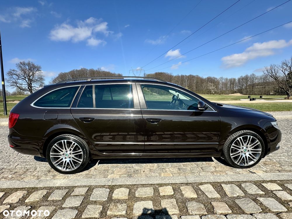 Skoda Superb 2.0 TDI DSG Exclusive - 4