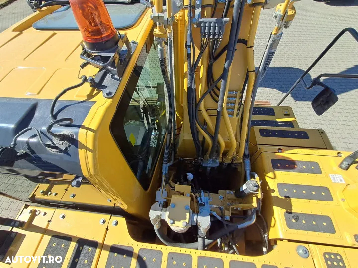 Komatsu pc240lc-11 - 18
