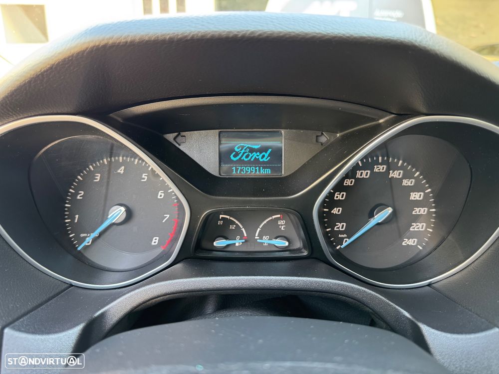 Ford Focus 1.0 SCTi Titanium - 10