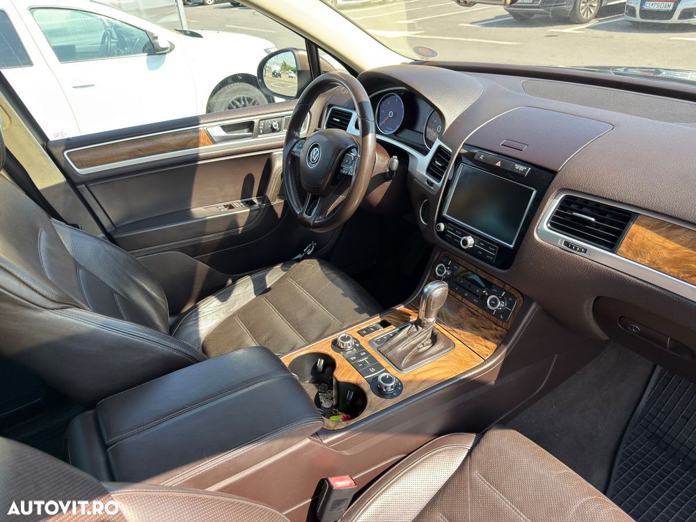 Volkswagen Touareg 3.0 V6 TDI BMT - 15