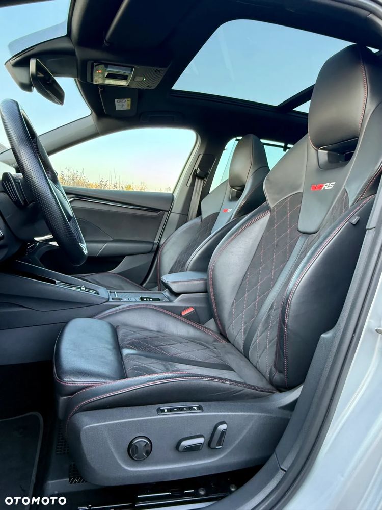 Skoda Octavia Combi 2.0 TDI DSG 4x4 RS Plus - 22