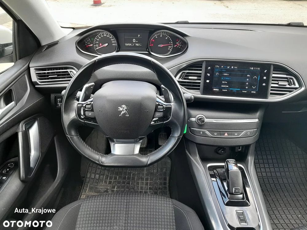 Peugeot 308 1.5 BlueHDi Active S&S EAT8 - 11