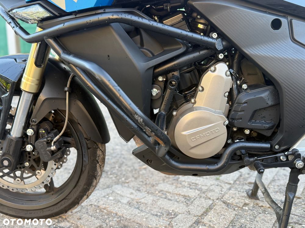 CFMoto 650 MT - 17