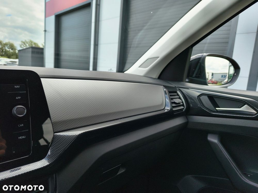 Volkswagen T-Cross 1.0 TSI Life Plus - 18