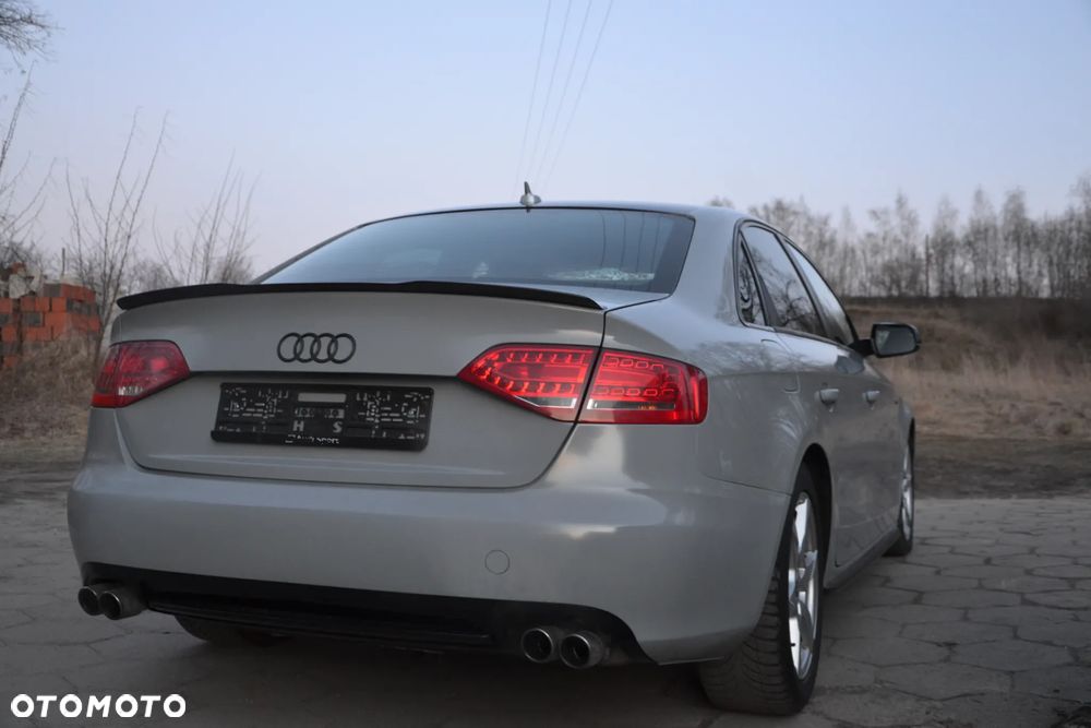 Audi A4 Limousine - 9