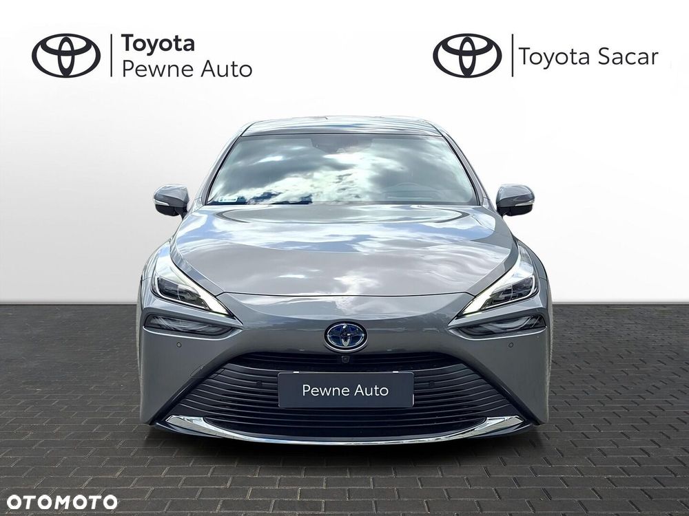 Toyota Mirai - 8