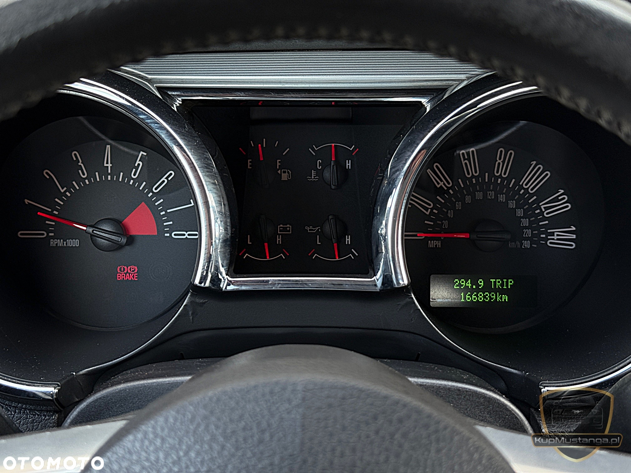 Ford Mustang - 7