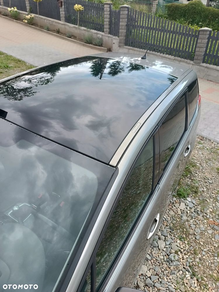 Peugeot 5008 - 2