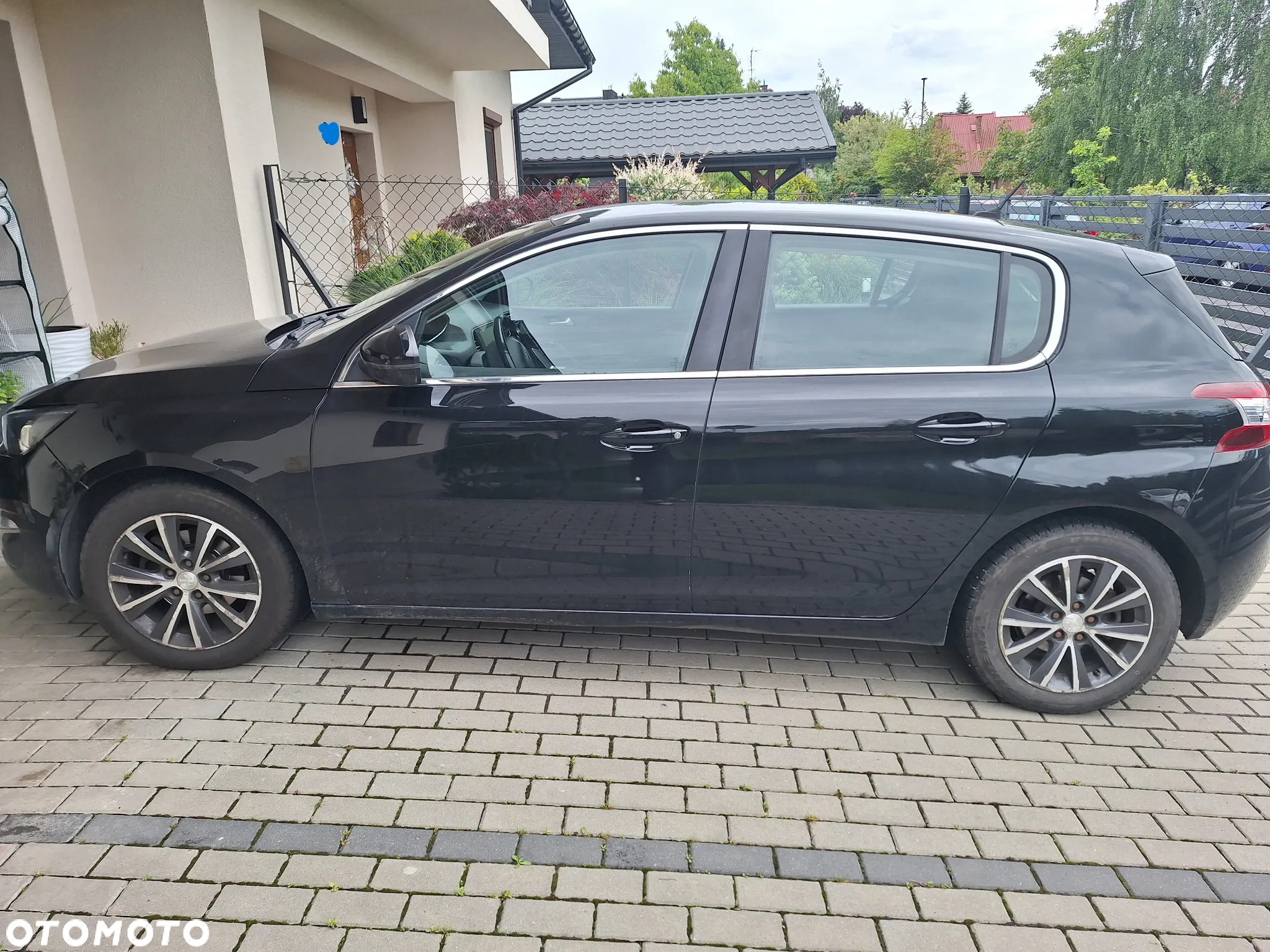 Peugeot 308 1.2 PureTech Allure S&S - 3