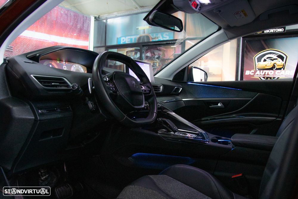 Peugeot 3008 1.2 PureTech Allure EAT8 - 6