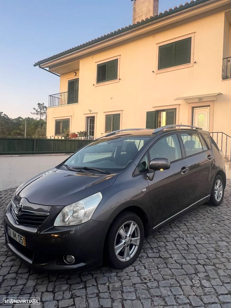 Toyota Verso 2.0 D-4D Energy i-Motion - 1