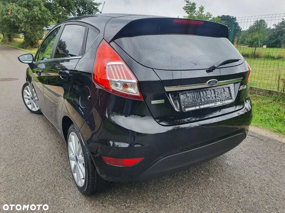 Ford Fiesta 1.0 EcoBoost S&S TITANIUM - 16