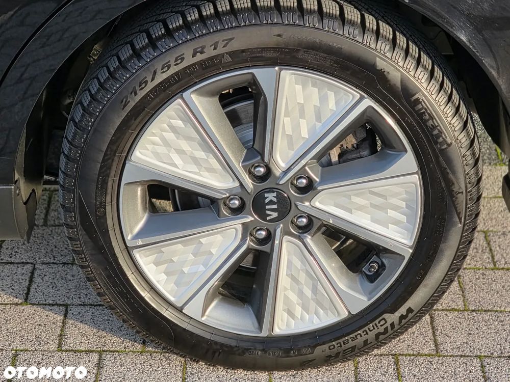 Kia Soul 64kWh L - 18